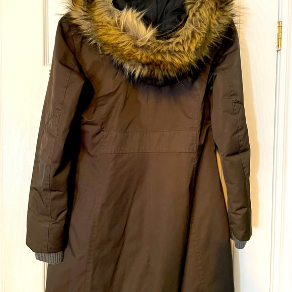 EUC- Down filled Ookpik winter coat, size S - Picture 2 of 7